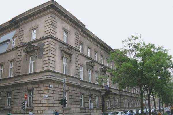 Pesti Barnabás Élelmiszeripari Technikum épülete, Budapest